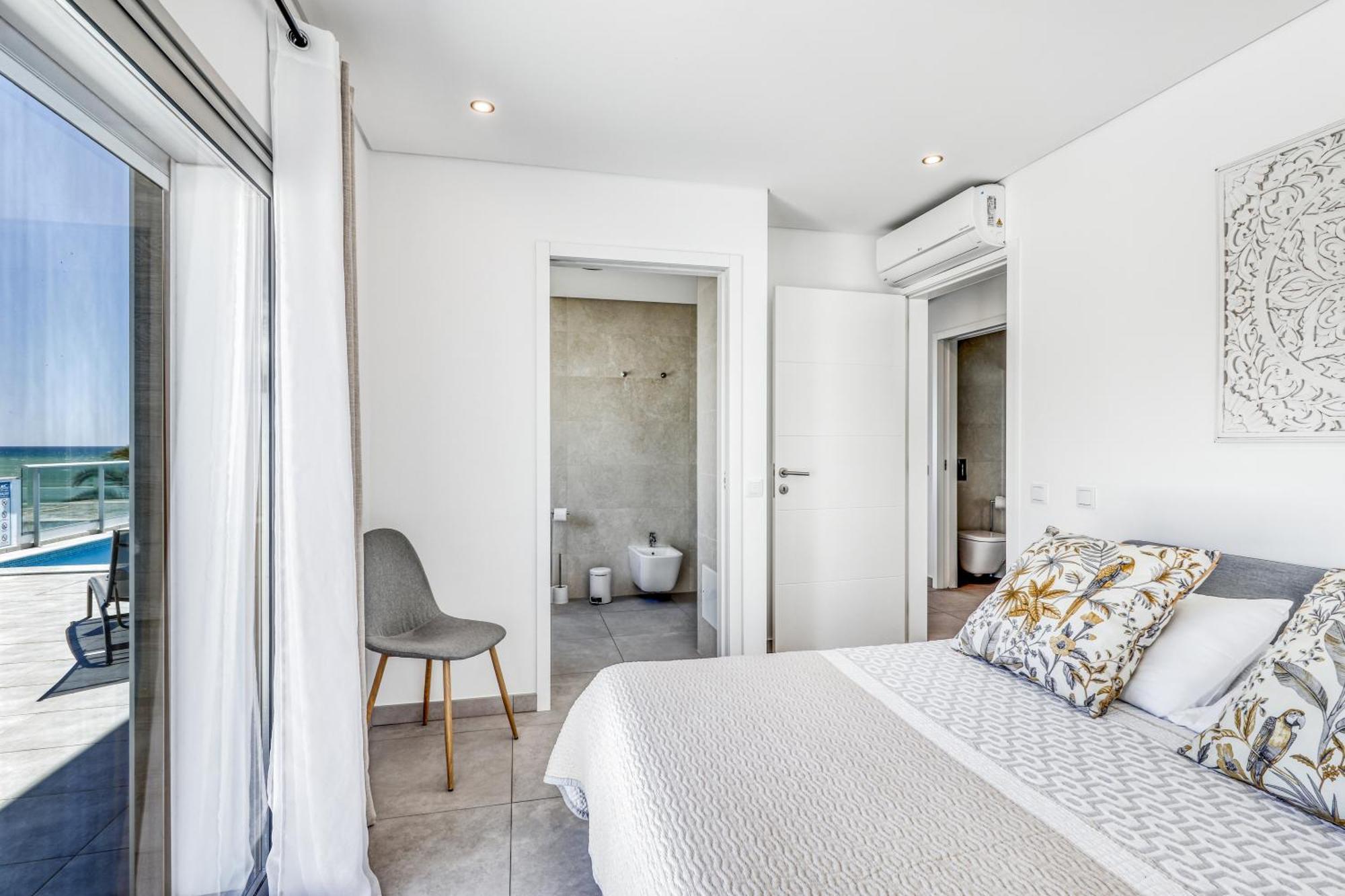 Ocean Chic By The Apartment Albufeira